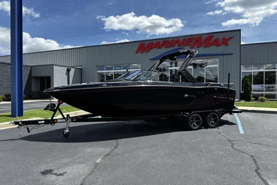 2023 MasterCraft XT23