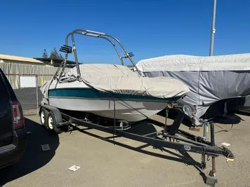 1995 Four Winns 190 Horizon