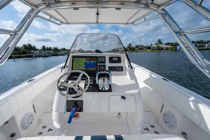 2004 Intrepid 300 Center Console