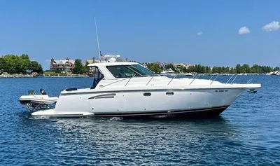 2005 Tiara Yachts 3600 Sovran