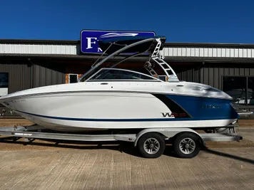 2013 Cobalt 242WSS