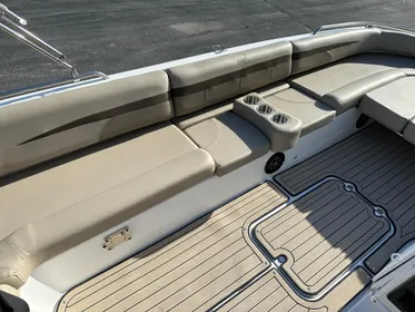 2023 Hurricane SS201 O/B Family Deck Boat