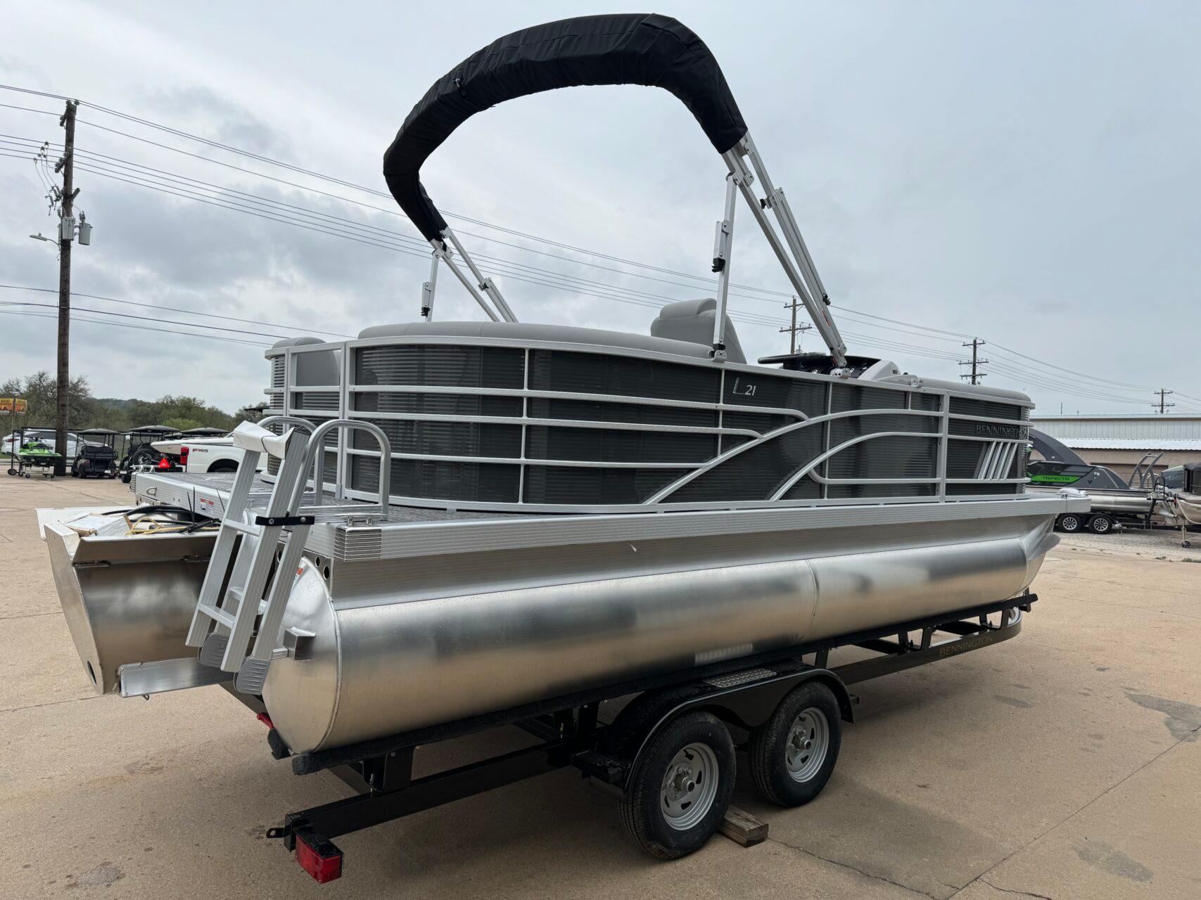 New 2024 Bennington 21 L STERN RADIUS, 78657 Lake LBJ - Boat Trader