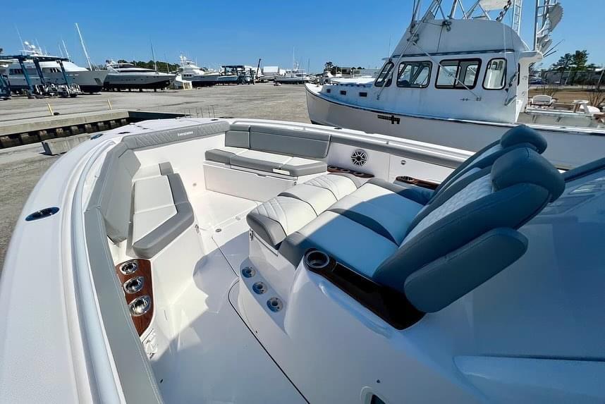 On Order 39ft 2024 Everglades Yacht For Sale Yachts for Sale