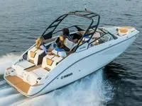 2023 Yamaha Boats 222SD