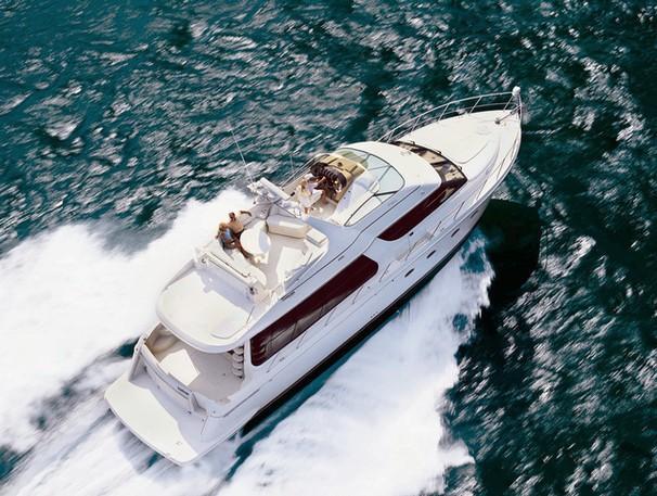 570 Voyager Pilothouse
