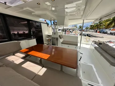 2018 Fountaine Pajot Helia 44 Evolution