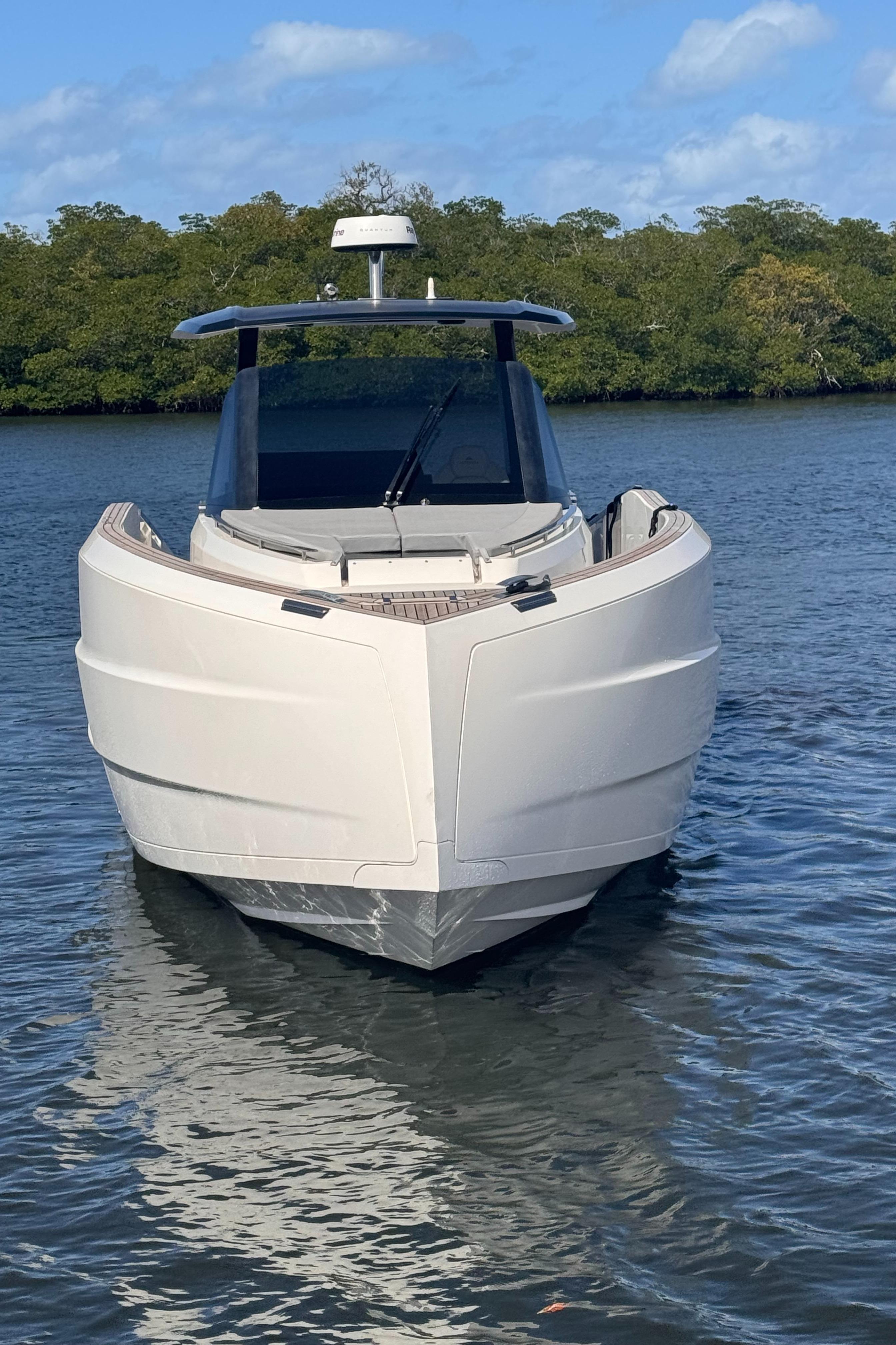 2023 Astondoa 377 Coupe Outboard