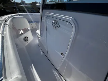 2024 Sportsman Open 302 Center Console