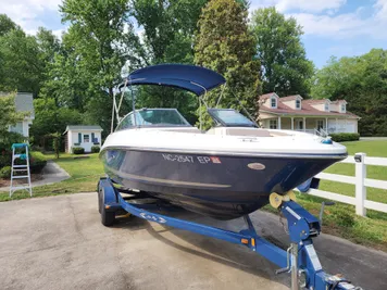 2013 Sea Ray SLX 210