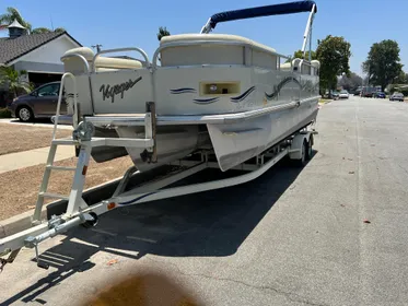 2005 Voyager TRITOON/PONTOON