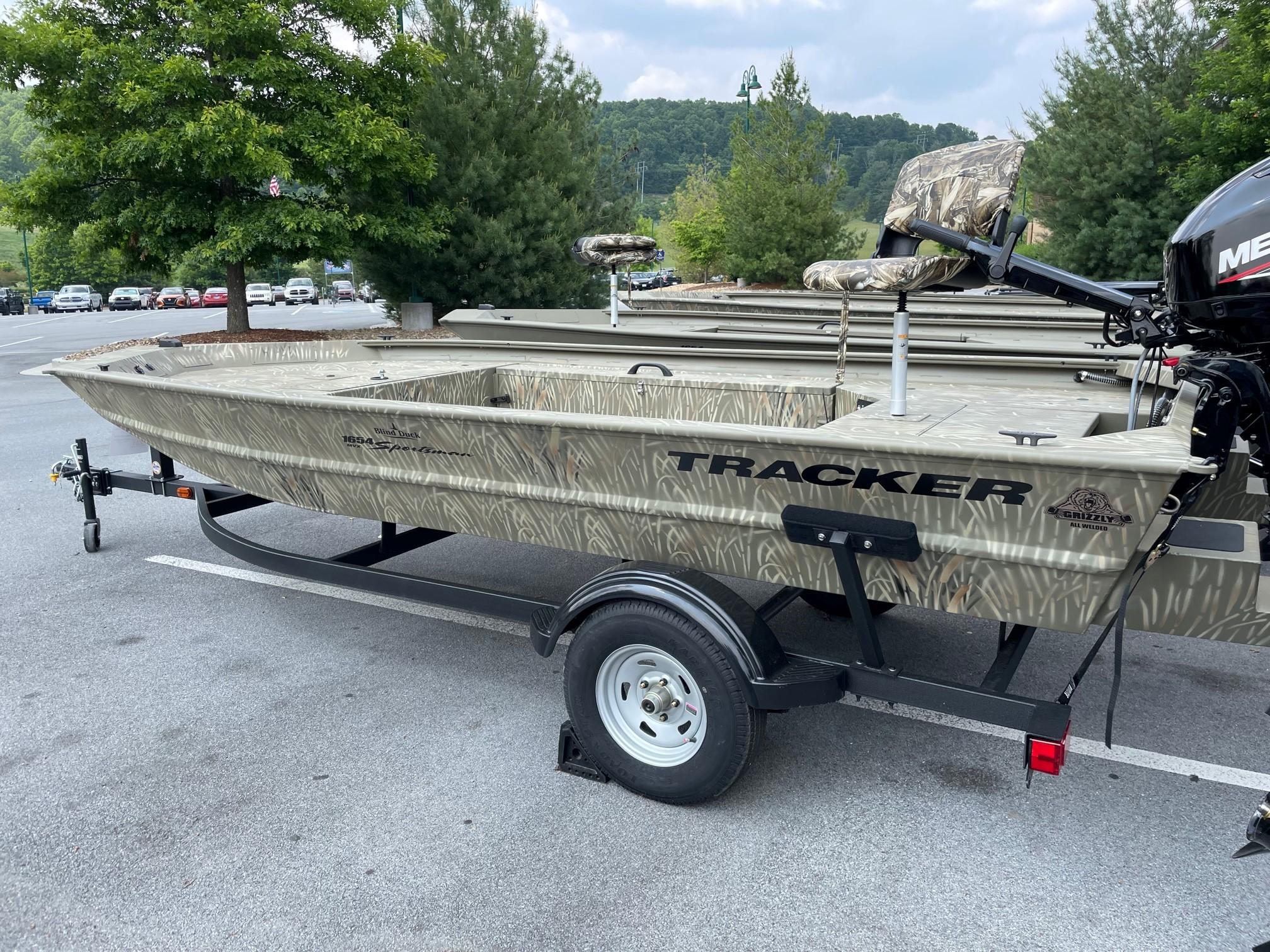 New Tracker Grizzly T Sportsman Bristol Boat Trader