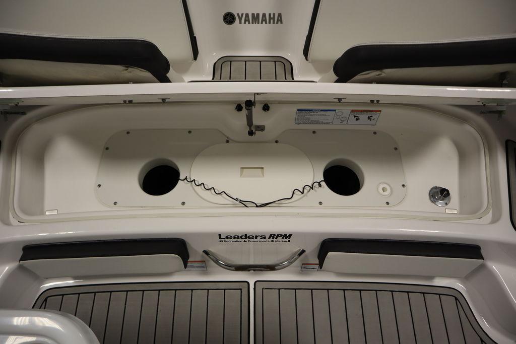 2020 Yamaha Boats 242 S