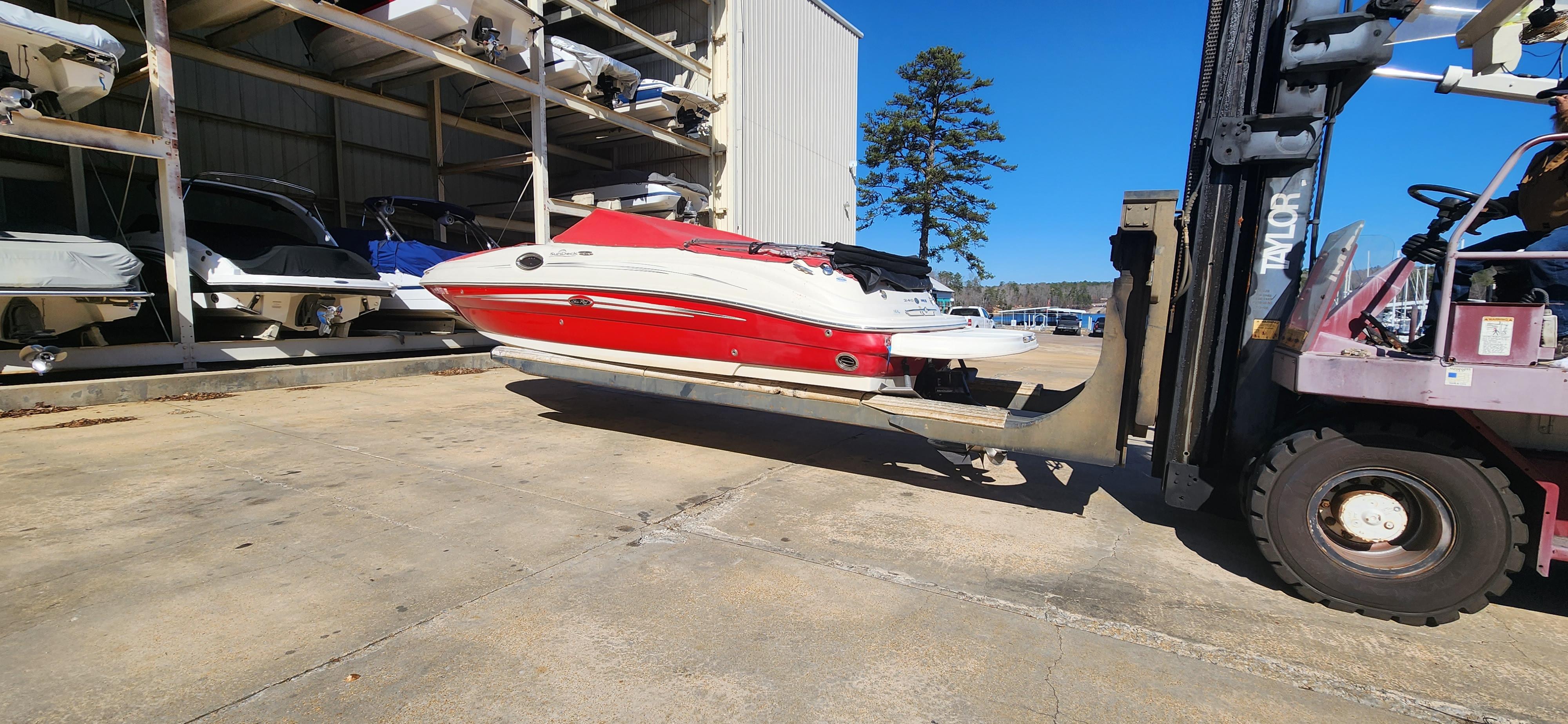 2008 Sea Ray 240 Sundeck