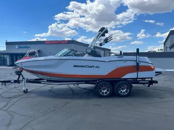 2023 MasterCraft NXT23