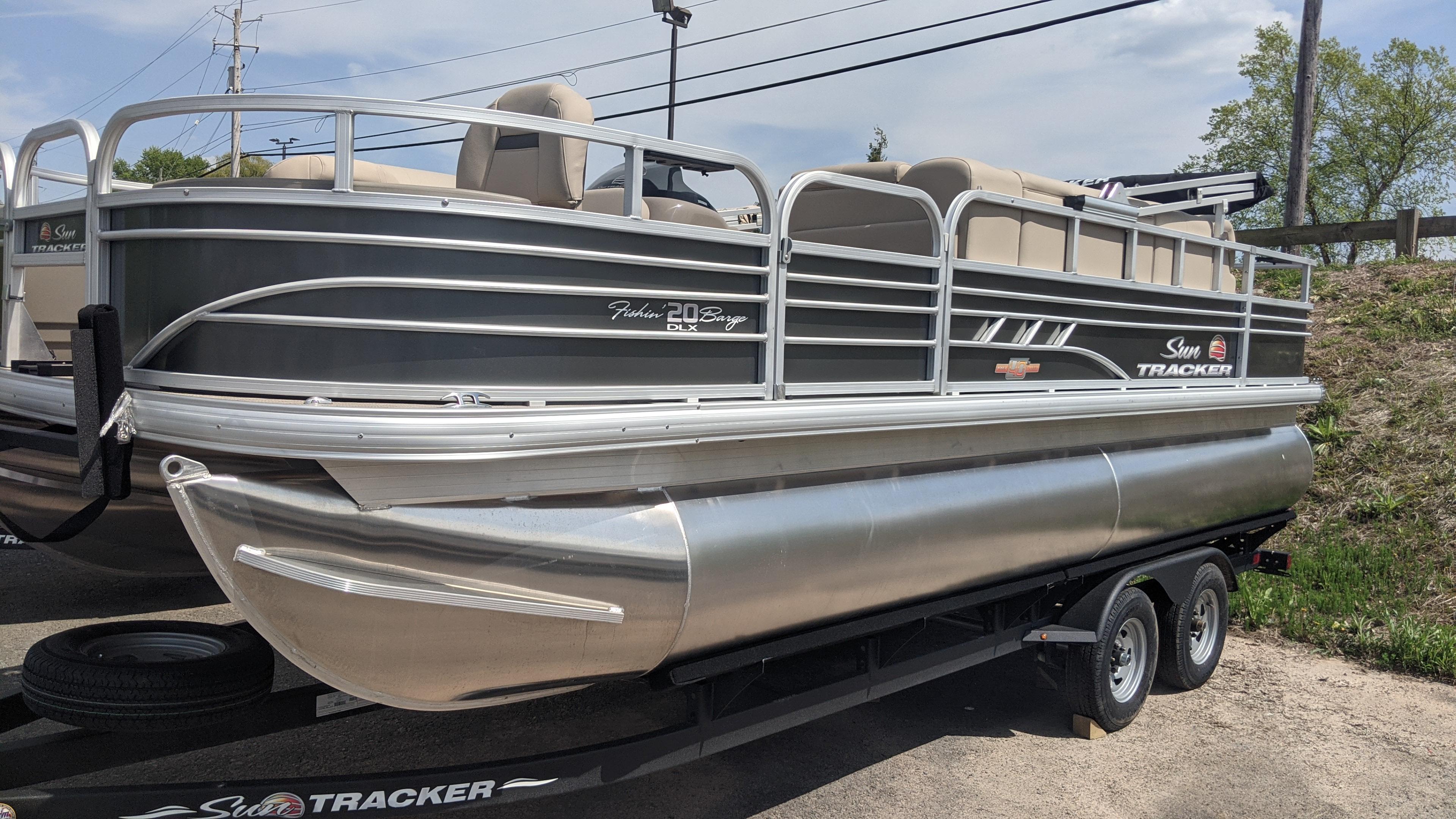 New 2023 Sun Tracker Fishin' Barge 20 DLX, 13022 Auburn - Boat Trader