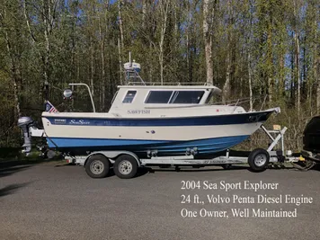 2004 SeaSport Explorer 2400