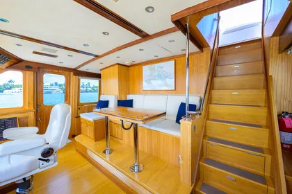 2007 Lyman-Morse Motor Yacht