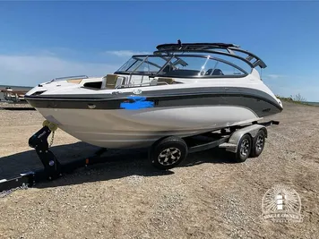 2021 Yamaha Boats 212SE