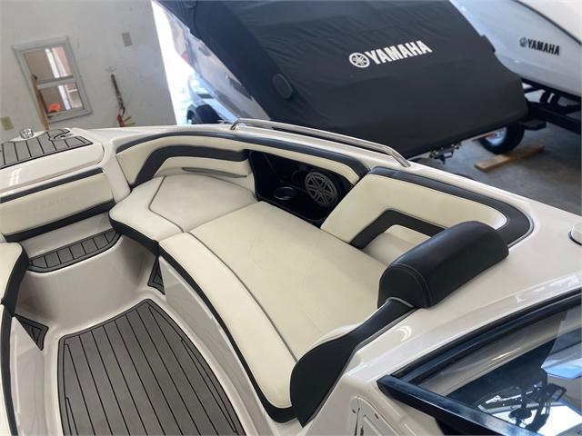 2016 Yamaha Boats SAT1800CR