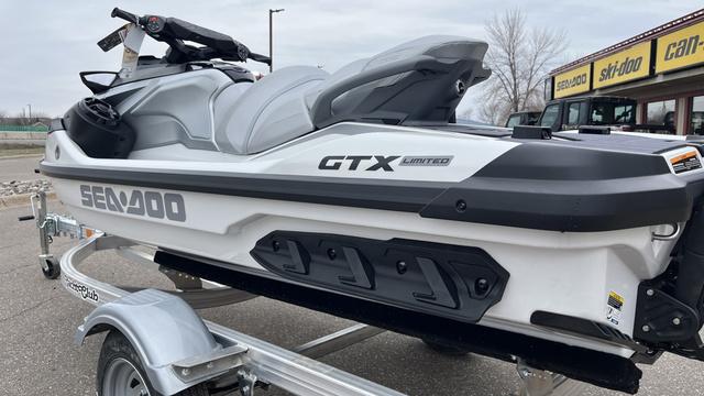 2024 Sea-Doo Waverunner GTX