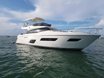 2018 Ferretti Yachts 550
