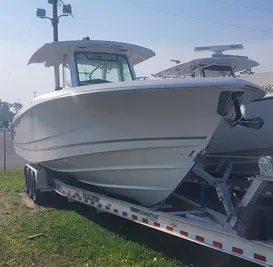 2024 Boston Whaler 360 Outrage