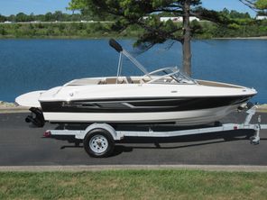 2015 Bayliner 185 Bowrider