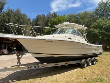 2004 Pursuit 3070 Offshore