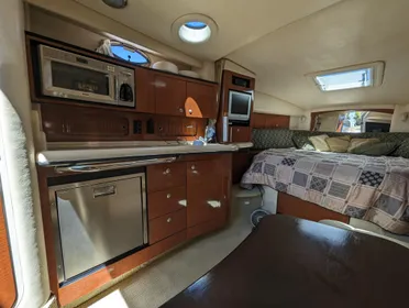 2005 Sea Ray 320 Sundancer