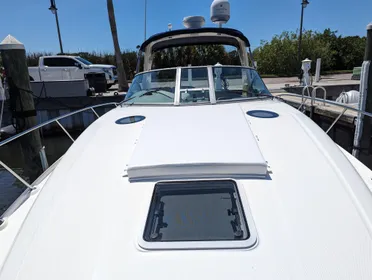 2005 Sea Ray 320 Sundancer