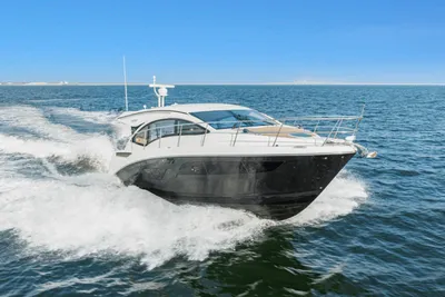 2017 Sea Ray 400 Sundancer