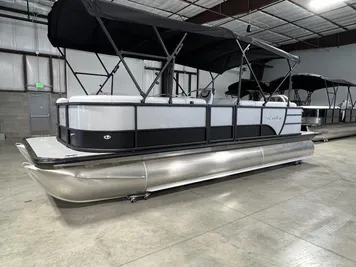 2024 Bentley Pontoons Legacy 220 Cruise XL