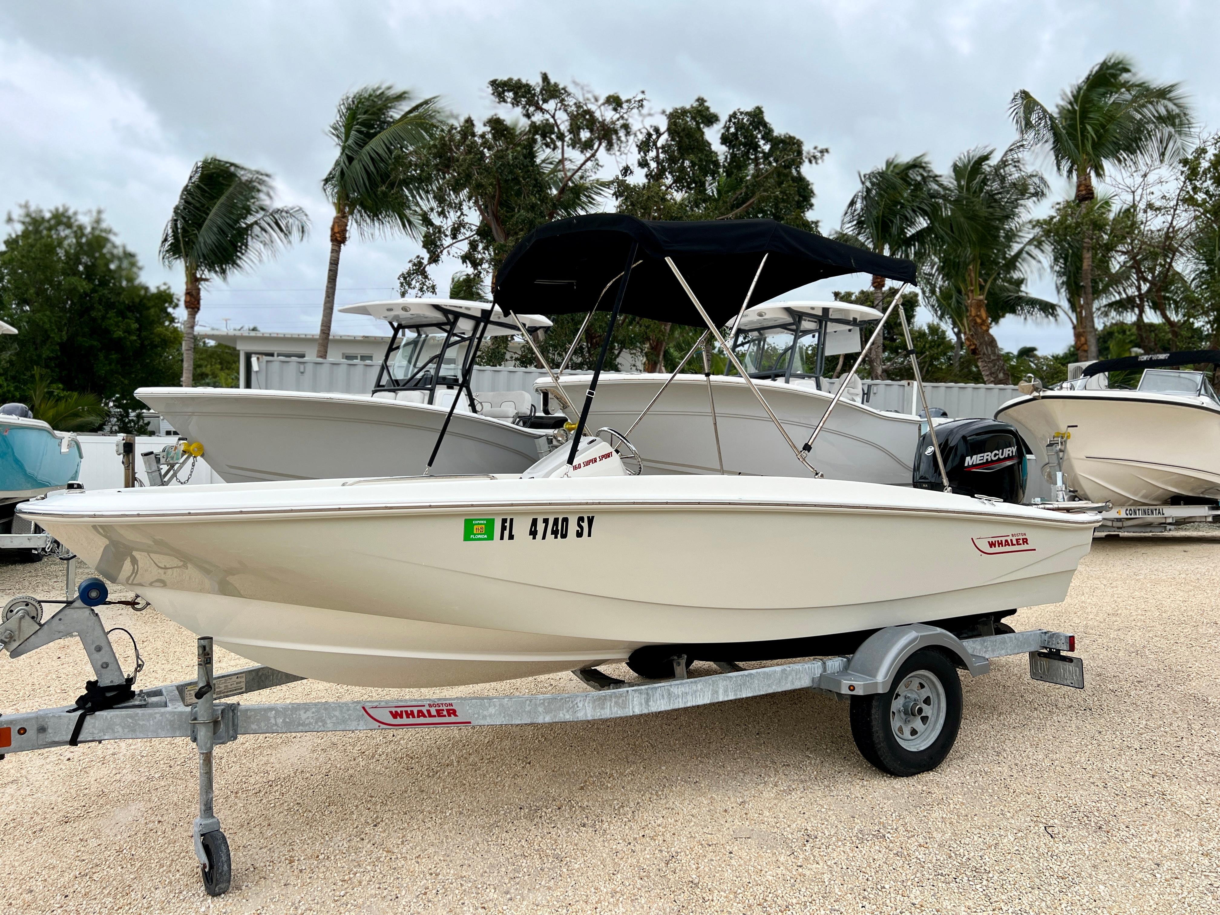 Used boston deals whaler