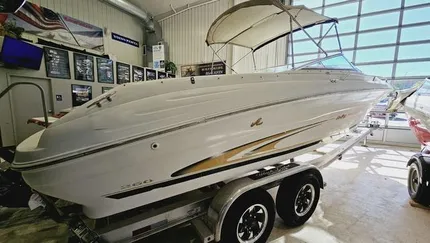 2000 Sea Ray 260 Bow Rider