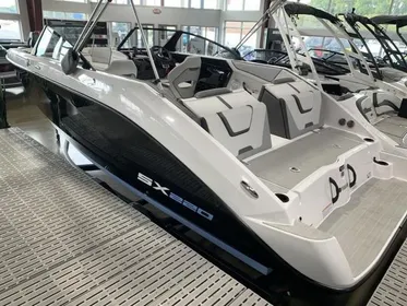 2024 Yamaha Boats SX220