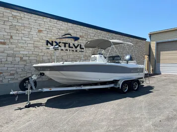 2024 NauticStar 211 Hybrid