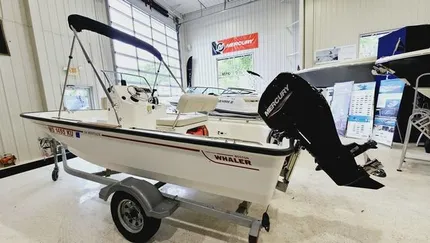 2022 Boston Whaler 150 Montauk