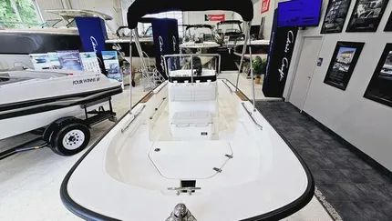 2022 Boston Whaler 150 Montauk