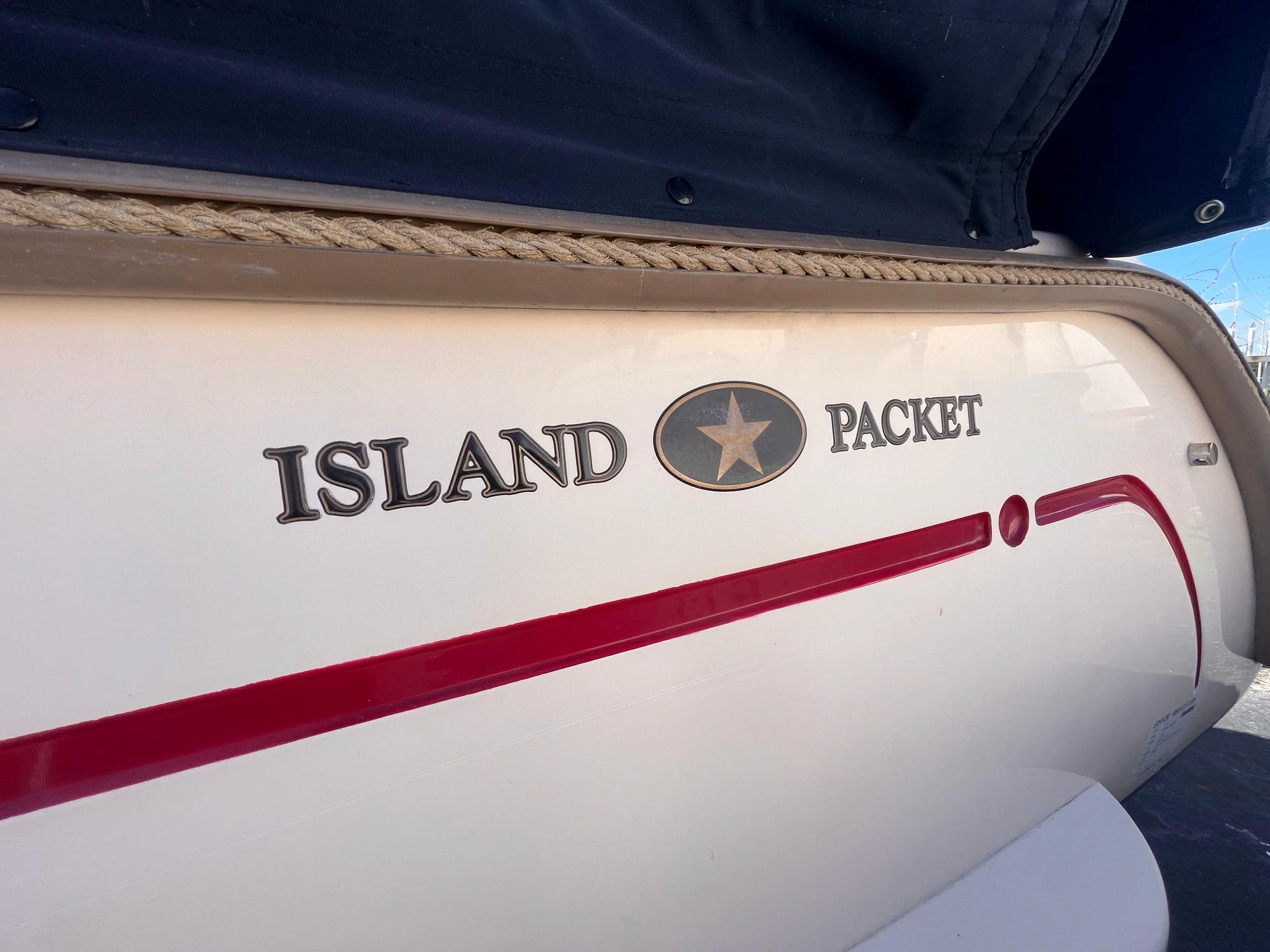 2015-ISLAND-PACKET-L24E
