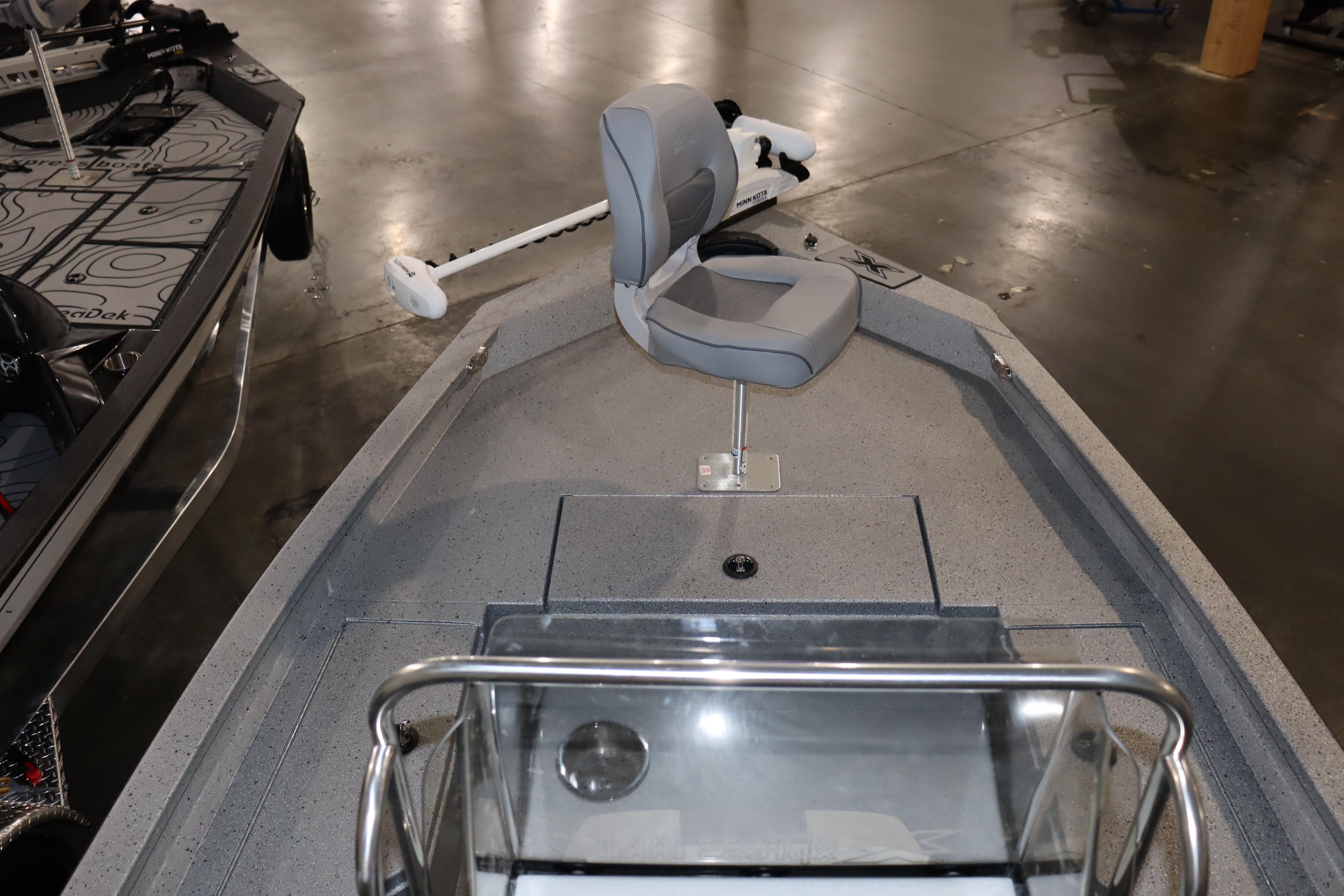 2022 Xpress H20 BAY