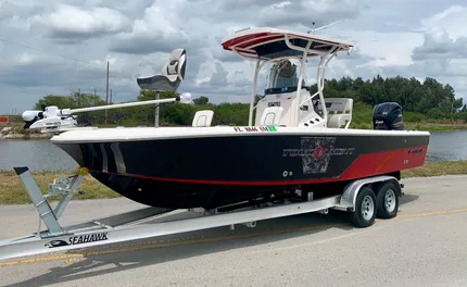 2019 Wellcraft 241 Bay