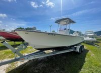 2019 May-Craft 2300 Center Console