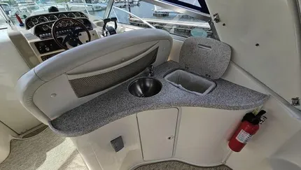 2001 Rinker 310 Fiesta Vee