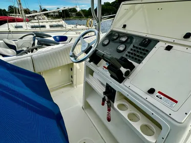 2004 Hydra-Sports CenterConsole