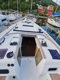 2017 Jeanneau Sun Odyssey 469