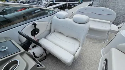 2010 Crownline 260 CR