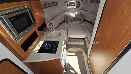 2010 Crownline 260 CR