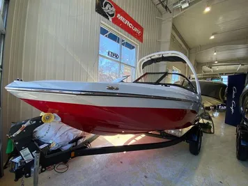 2024 Yamaha Boats AR195