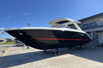 2025 Sea Ray 310SLX